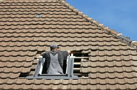 Pose de velux - Saint-Laurent de Céris